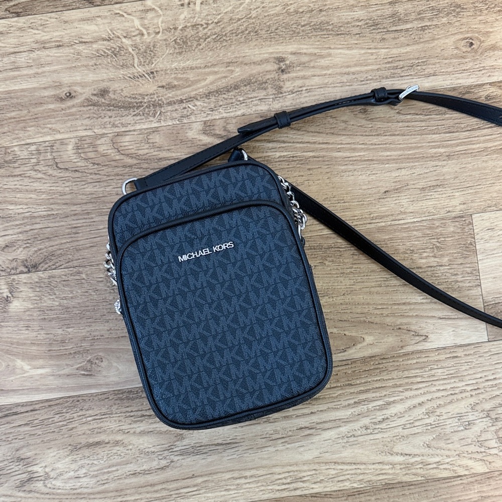 Michael Kors crossbody